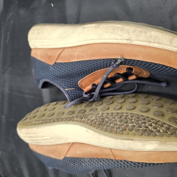 Ecco Blue and Tan Oxfords with Curved Sole‎ main image 8
